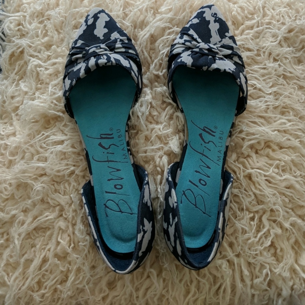 Blowfish Dacey Blue & White Summer Flats 7.5